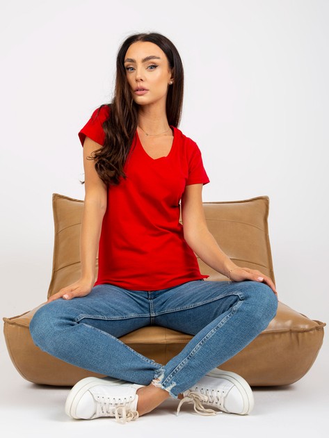 Hurtownia Czerwony damski t-shirt basic z krótkim rękawem 