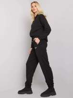 Czarne spodnie dresowe z pikowaniem Naomi RUE PARIS 
                                 zdj. 
                                2