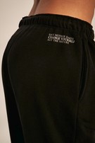 Czarne spodnie dresowe z recyklingu Karpatos MOTHER EARTH
                                 zdj. 
                                6