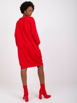 Czerwona dresowa sukienka z kieszeniami Salou
                                 zdj. 
                                3