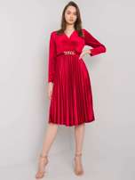 Czerwona sukienka welurowa z wiązaniem Vernazza
                                 zdj. 
                                2