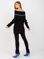 Hurtownia online Czarny długi sweter z odkrytymi ramionami 
                                 zdj. 
                                5