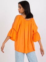 Pomarańczowa bluzka z wiskozy Kearney OCH BELLA
                                 zdj. 
                                4