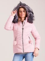 Różowa zimowa kurtka pikowana
                                 zdj. 
                                5