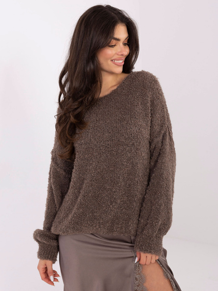 Brązowy sweter boucle z okrągłym dekoltem 