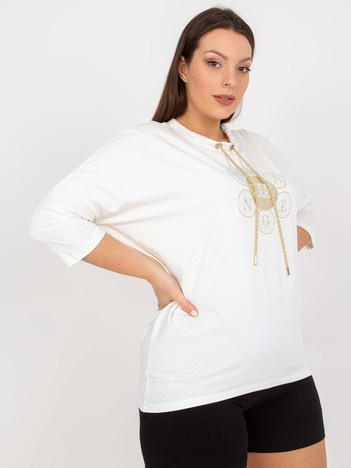 Ecru majica plus size z aplikacijo in tiskom.